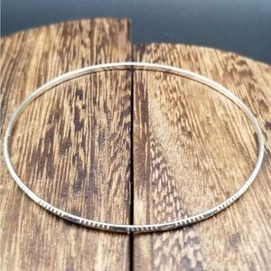 Bumpy line bracelet slider B930